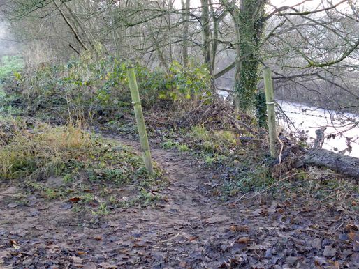 Newmill Bridge CrPrk Fence8 3.12.19